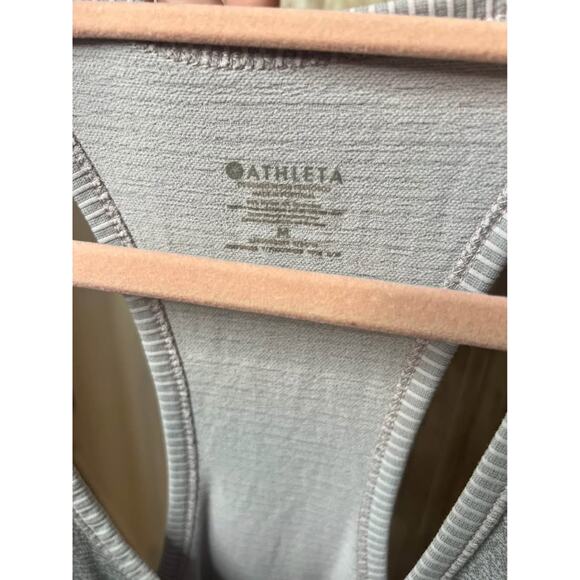 💪 Athleta Athletic Tank Top – Size Medium 💪 - Picture 3 of 3